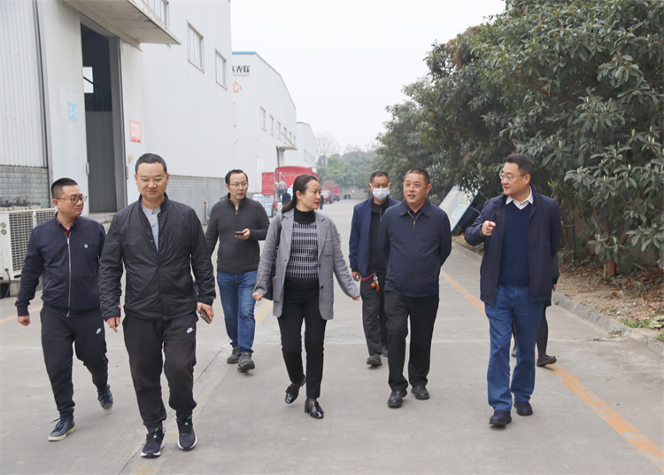 鄧華帶隊赴龍泉、資中調(diào)研