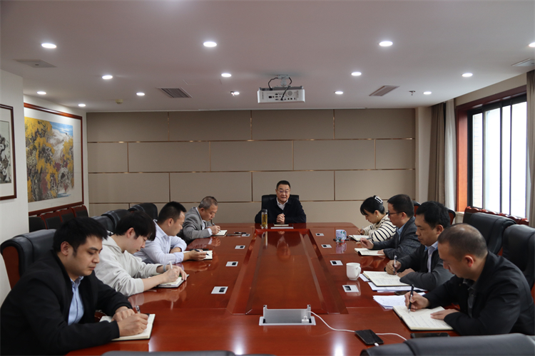 鄧華主持召開集團冷鏈、外貿(mào)進出口業(yè)務(wù)專題會